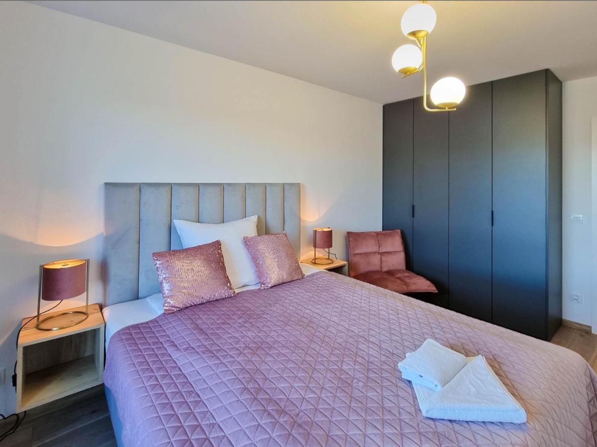 Visit Baltic - Sun Towers -2 Sypialnie - Parking Inklusive Apartment Świnoujście Екстериор снимка