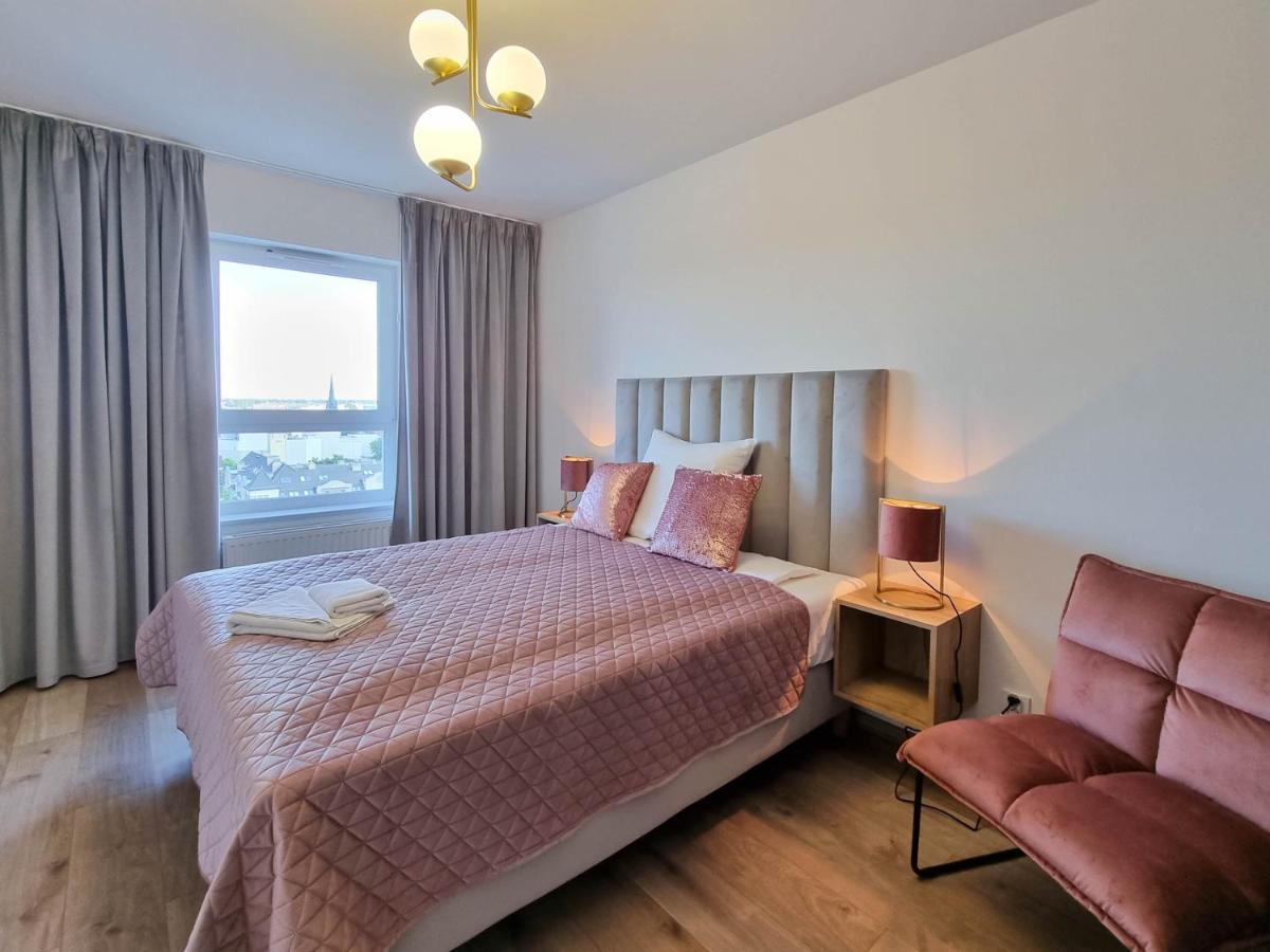 Visit Baltic - Sun Towers -2 Sypialnie - Parking Inklusive Apartment Świnoujście Екстериор снимка